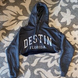 Pacific and Company size small Destin cropped hoodie